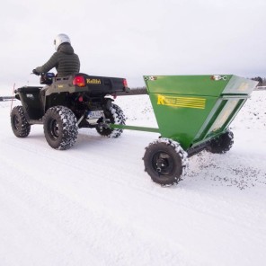 SAND / SALTSPREDER 1,0M BRED MED OMRØRING TIL ATV